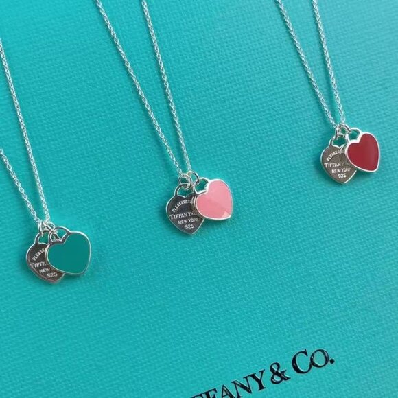 TIFFANY & Co. Return to Mini Double Pink Heart Enamel Pendant Necklace - Picture 4 of 7